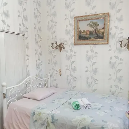 Apartment уютная с двориком
