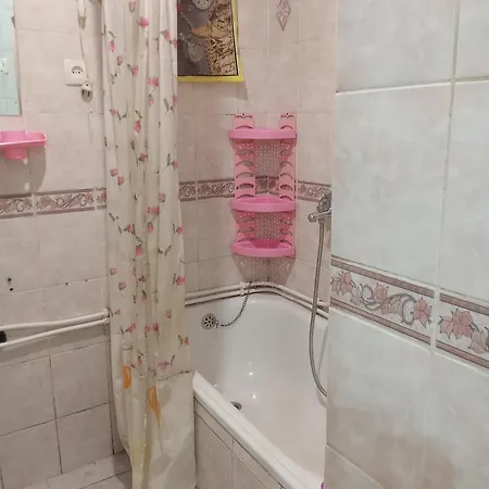 Apartment уютная с двориком *